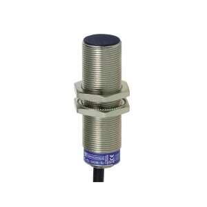 Telemecanique XS618B1PAL2 proximity sensor