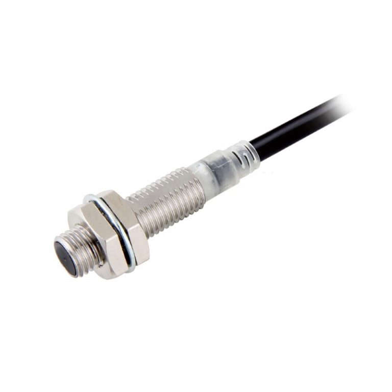 Omron E2E-X1R5C18 5M