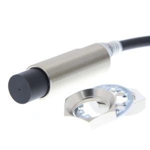 Omron E2E-X20MD1L18-TR 5M