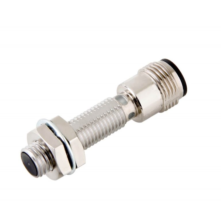 Omron E2E-X4C28 2M